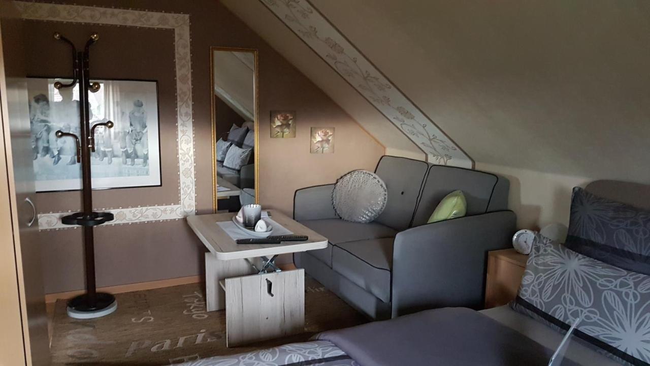 Appartement Pension Buetterich à Husum  Extérieur photo